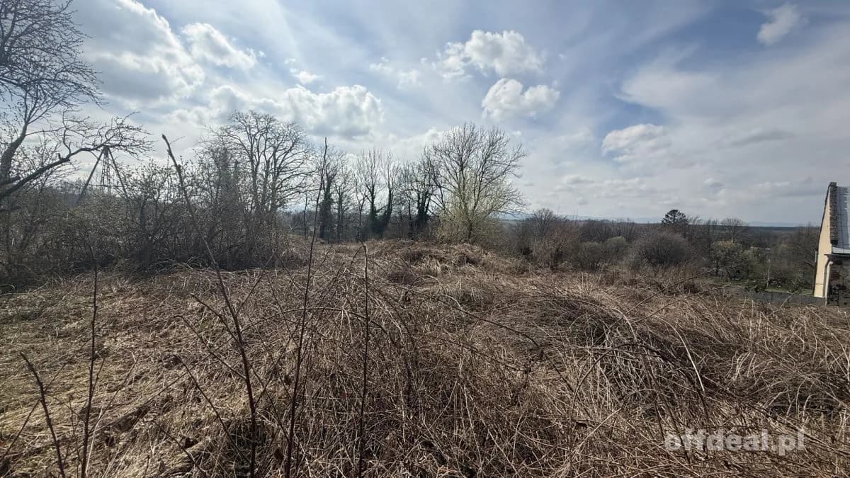 Działka z widokiem na góry * na wzniesieniu *